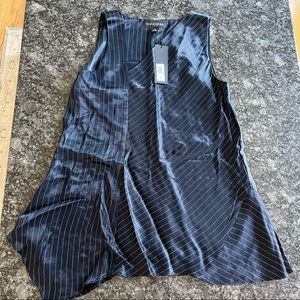 NWT Banana Republic navy pinstripe sleeveless blouse, size XS